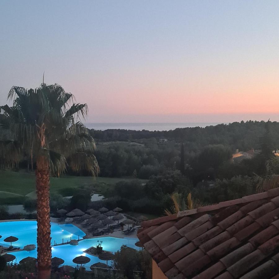 Superbe Villa-Domaine Avec Golf Piscine Et Tennis سا سيرْ سور مير المظهر الخارجي الصورة