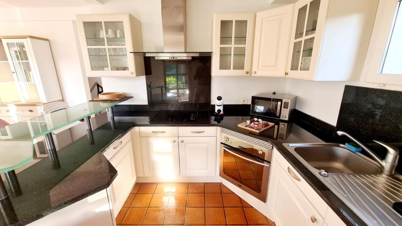 Superbe Villa-Domaine Avec Golf Piscine Et Tennis سا سيرْ سور مير المظهر الخارجي الصورة